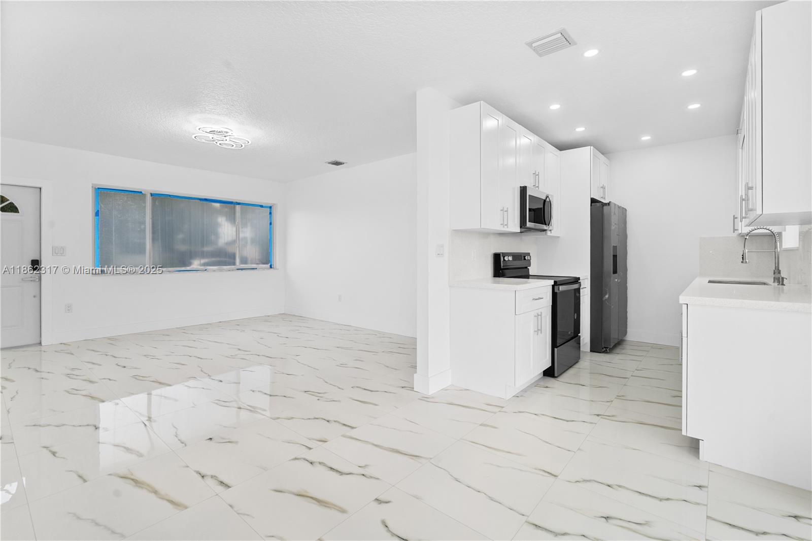 1770 NW 9th St