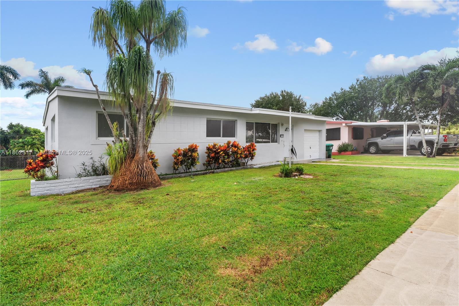 1770 NW 9th St