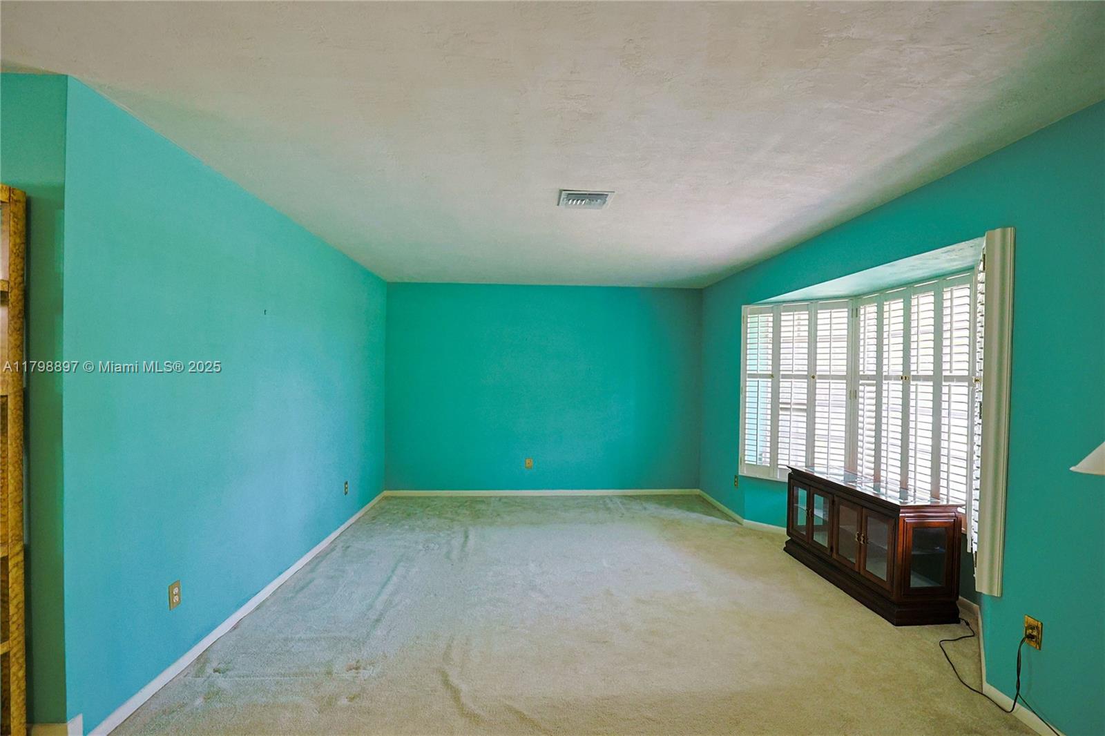 KENDALE SEC 4 - Residential