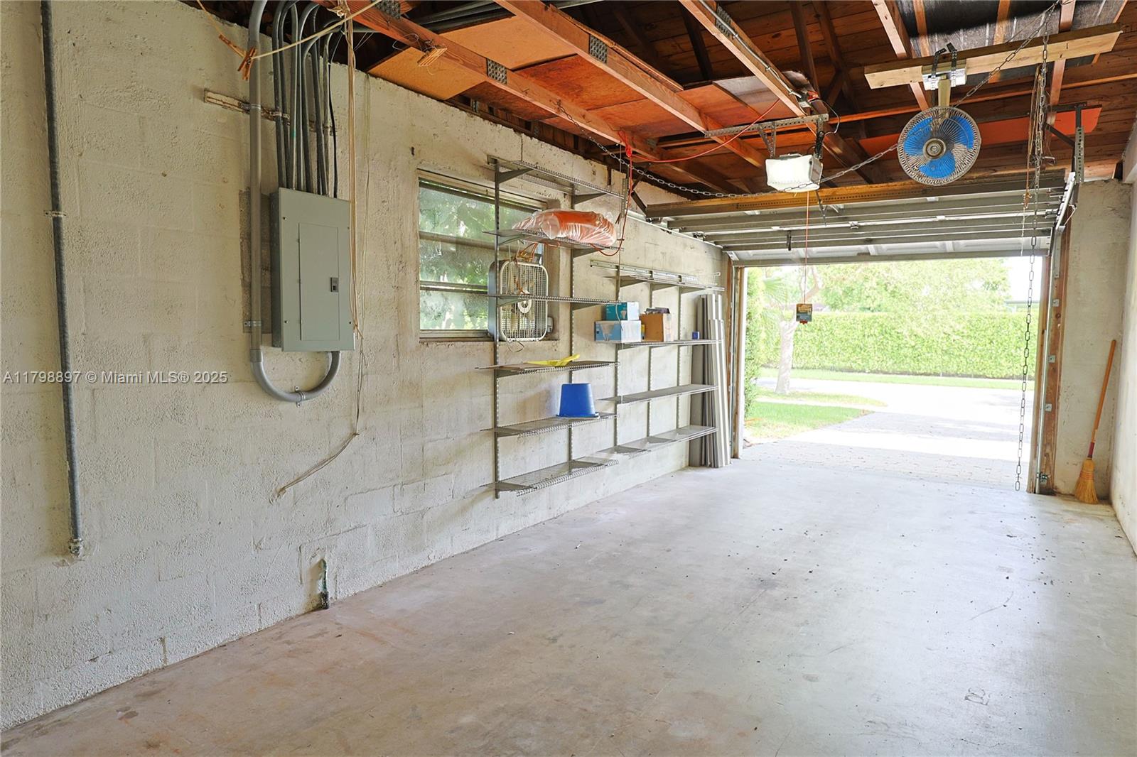 KENDALE SEC 4 - Residential