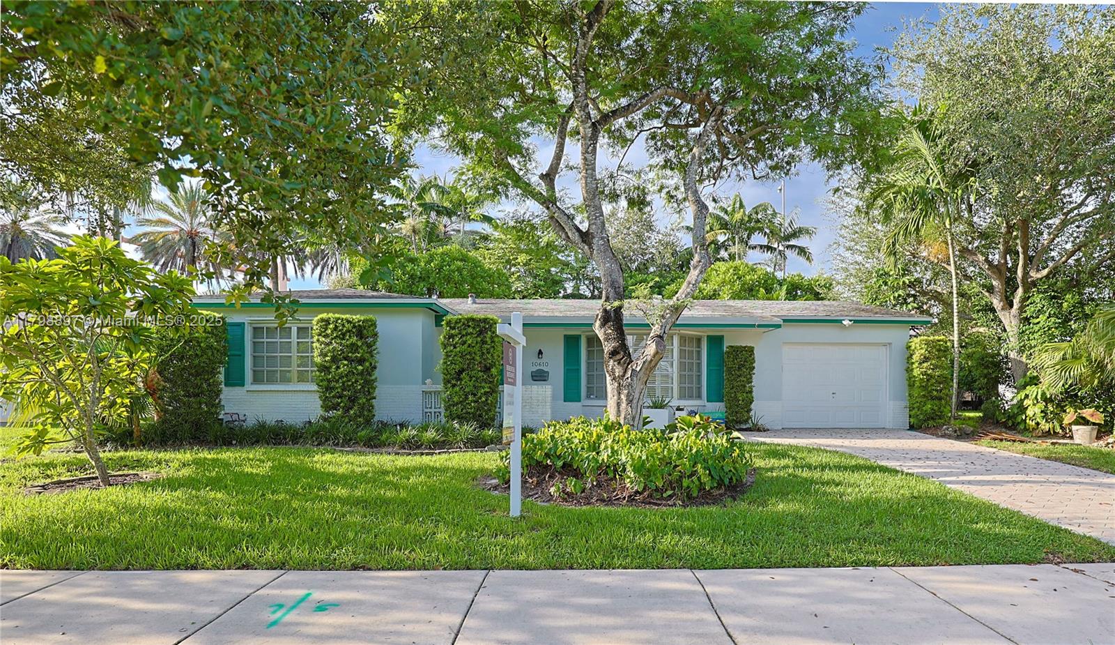 KENDALE SEC 4 - Residential