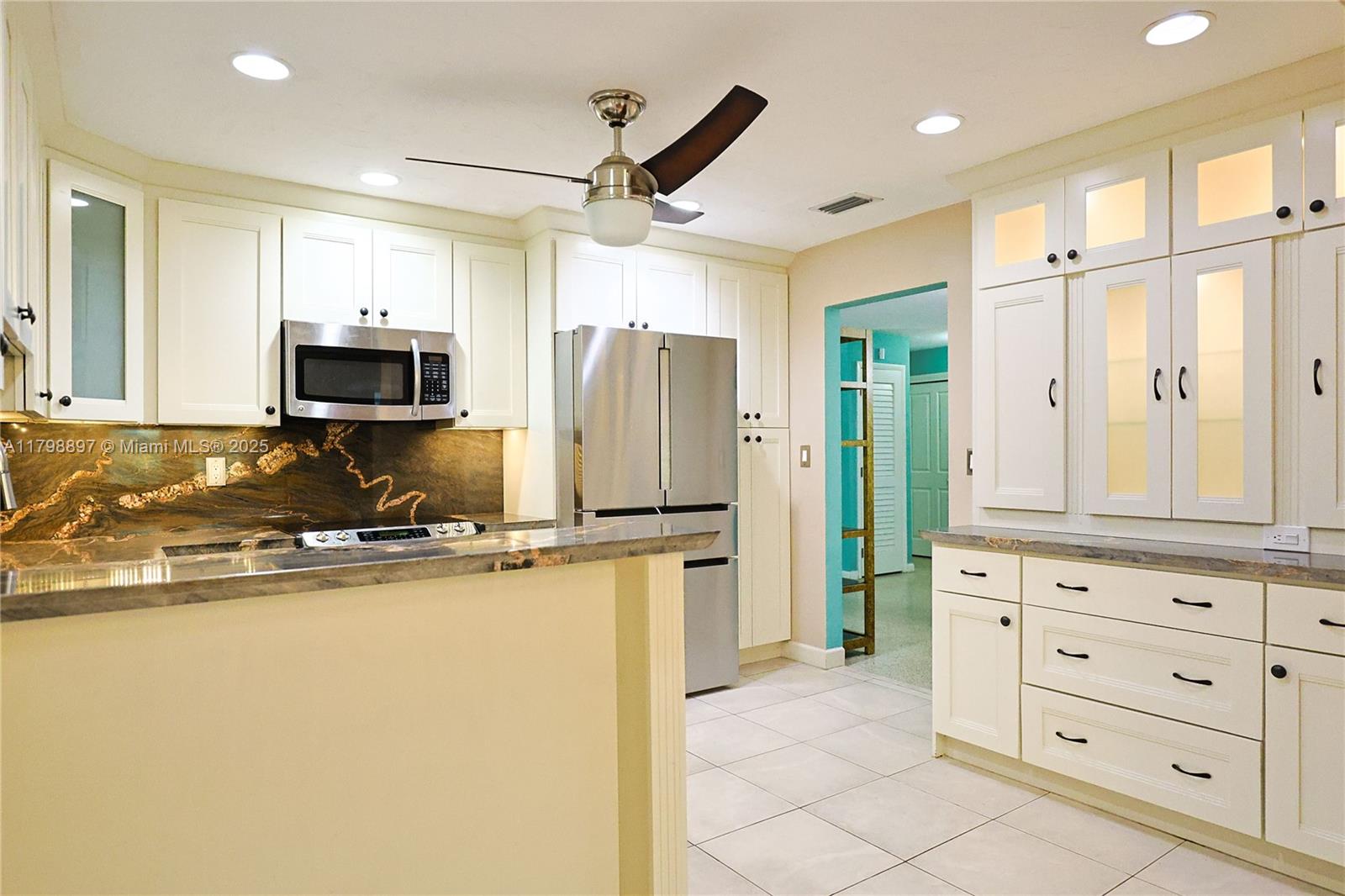 KENDALE SEC 4 - Residential