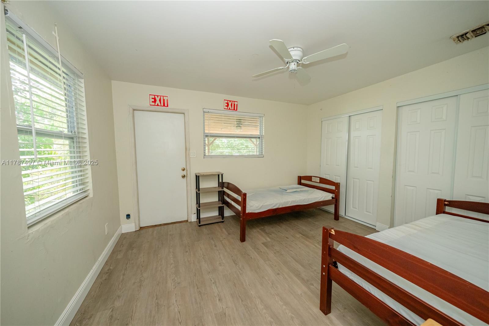LAUDERDALE - Residential