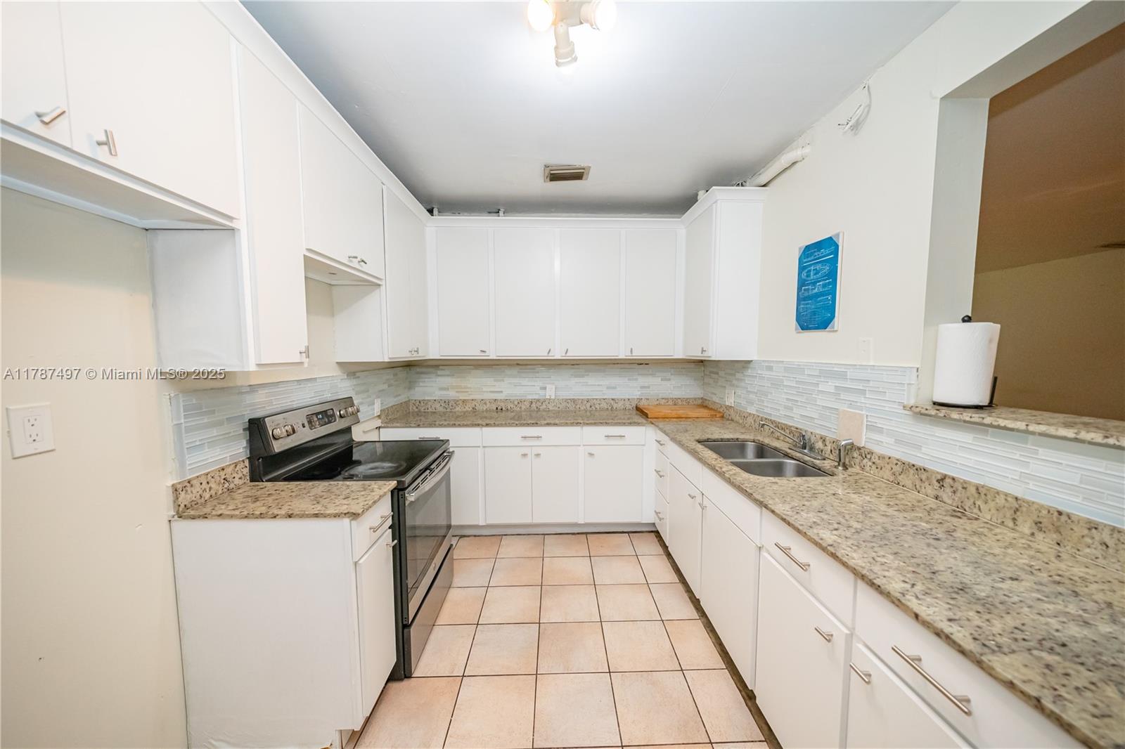 LAUDERDALE - Residential