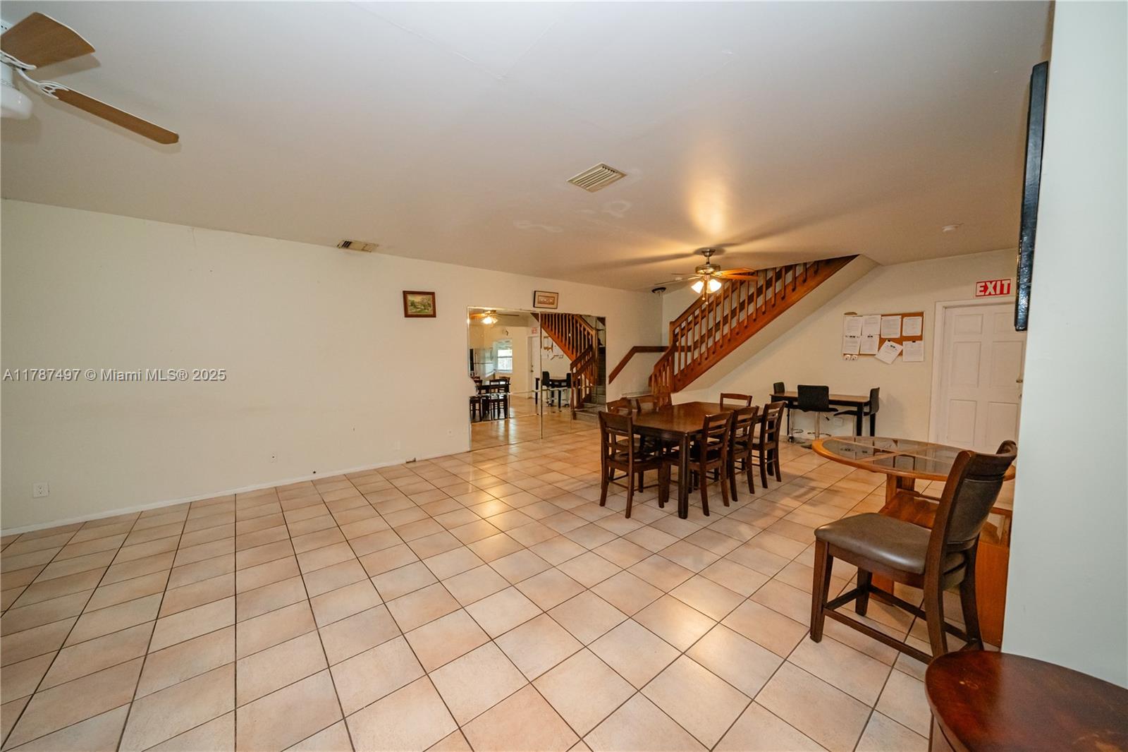LAUDERDALE - Residential
