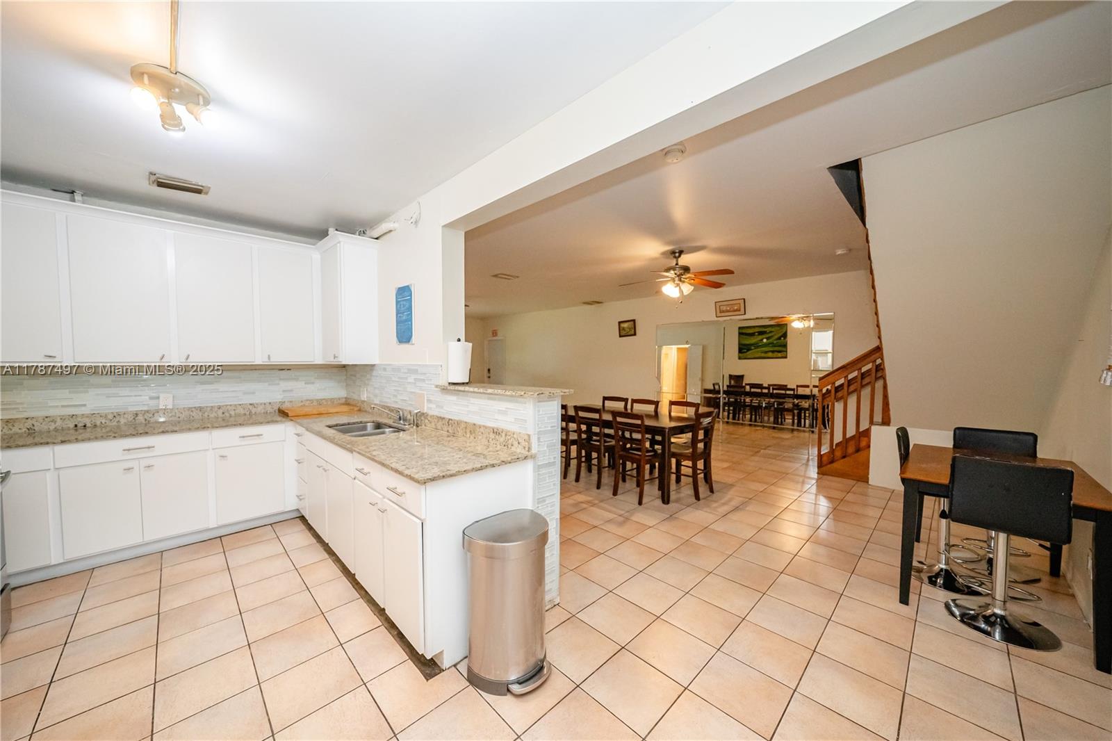 LAUDERDALE - Residential