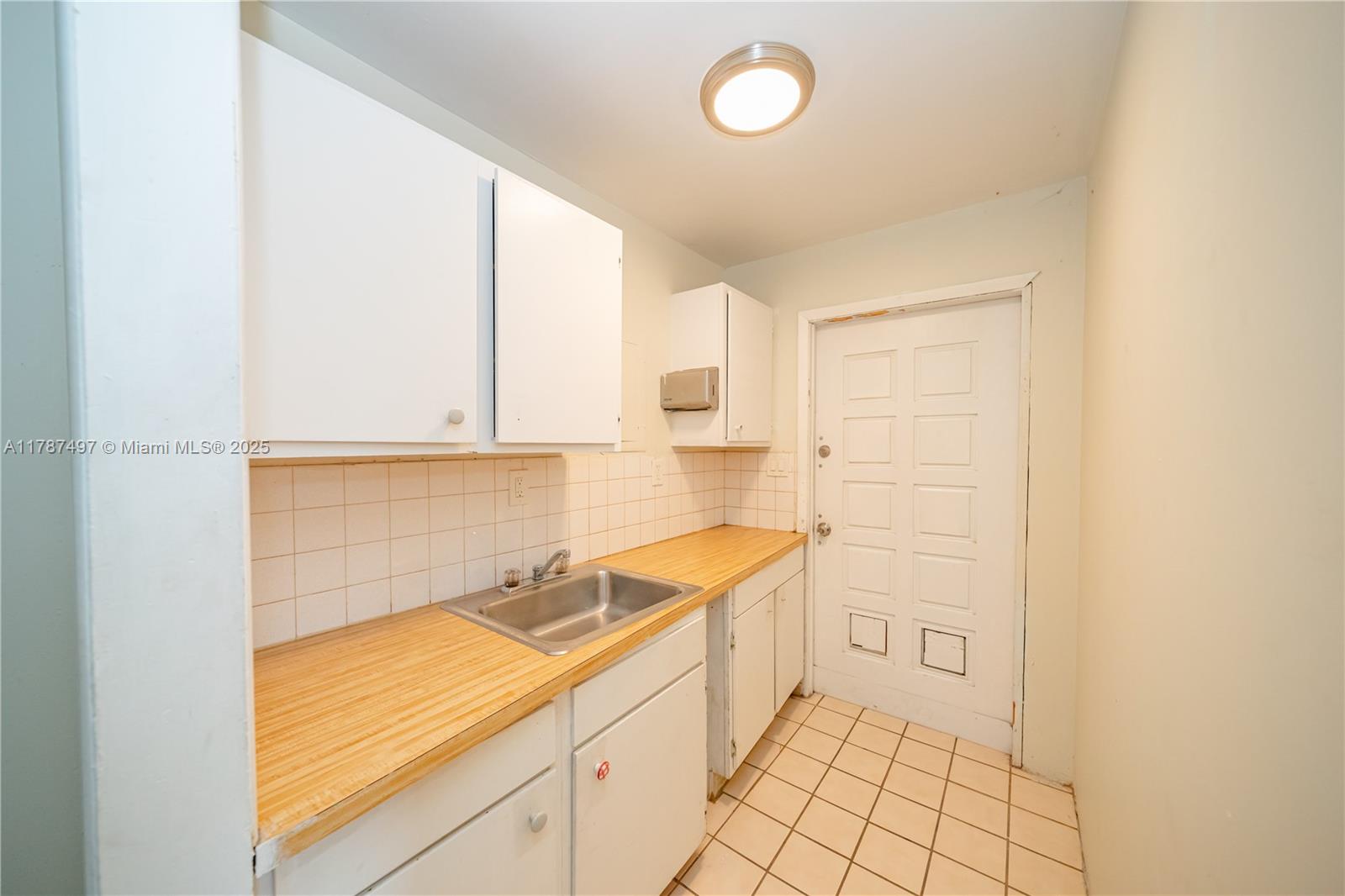 LAUDERDALE - Residential