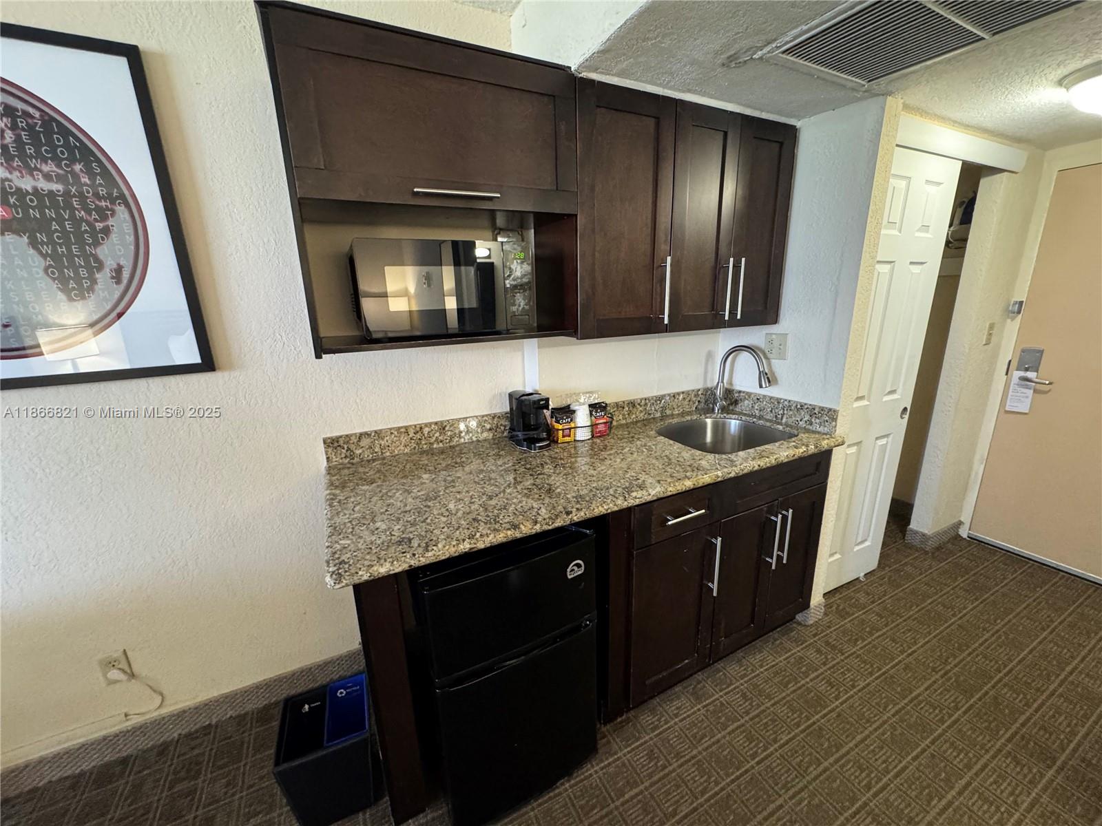 THE AVENTURA BEACH CLUB C - Residential