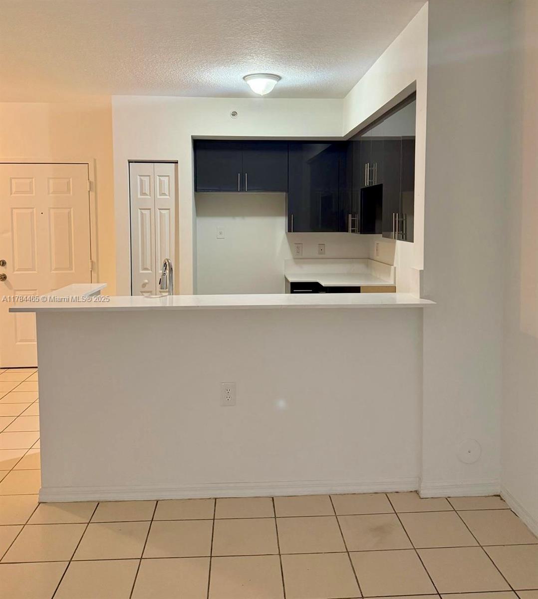 11040 Sw 196th St 103, Cutler Bay, Miami-Dade County, Florida - 2 Bedrooms  
2 Bathrooms - 
