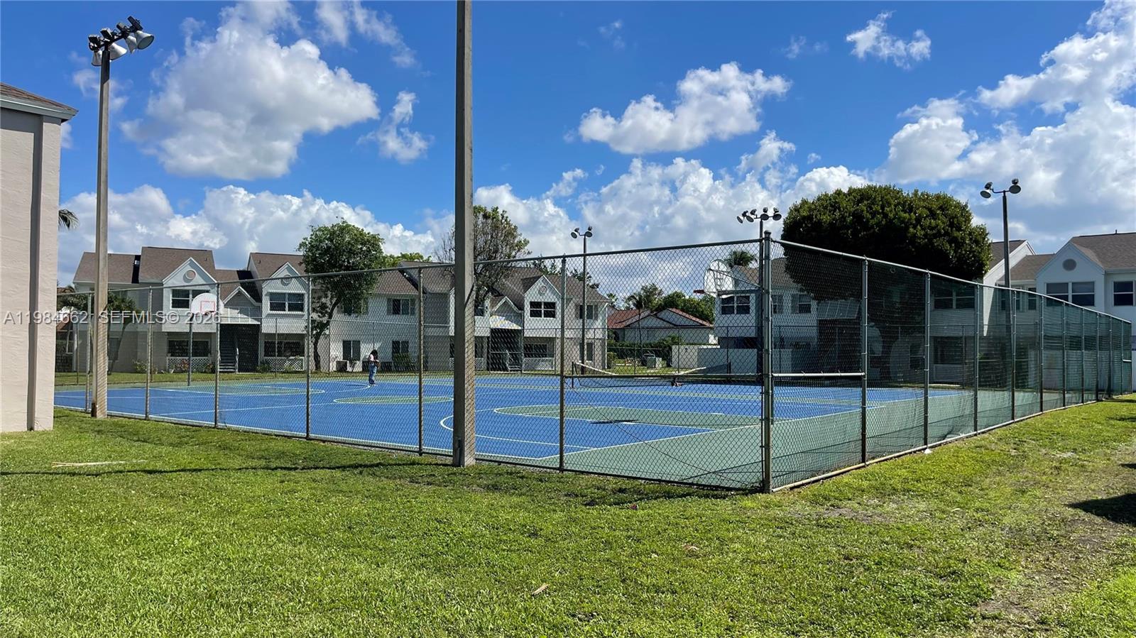 ANTIGUA AT CNTRY CLUBOF M - Residential