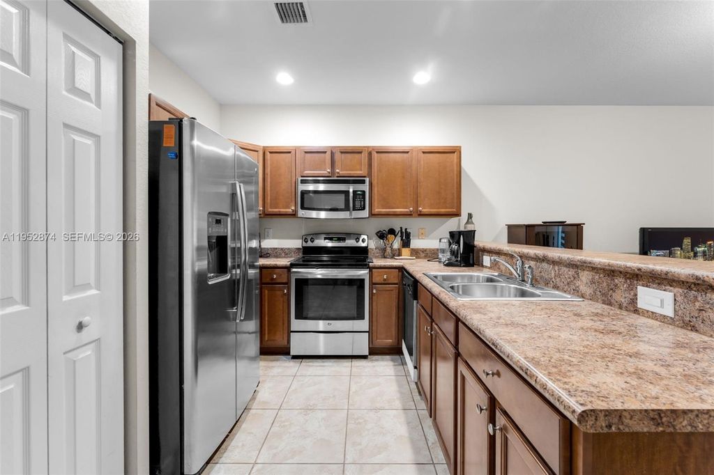 Photo of 3213 SE 7th Ct, Homestead, FL 33033 (MLS # A11952874)