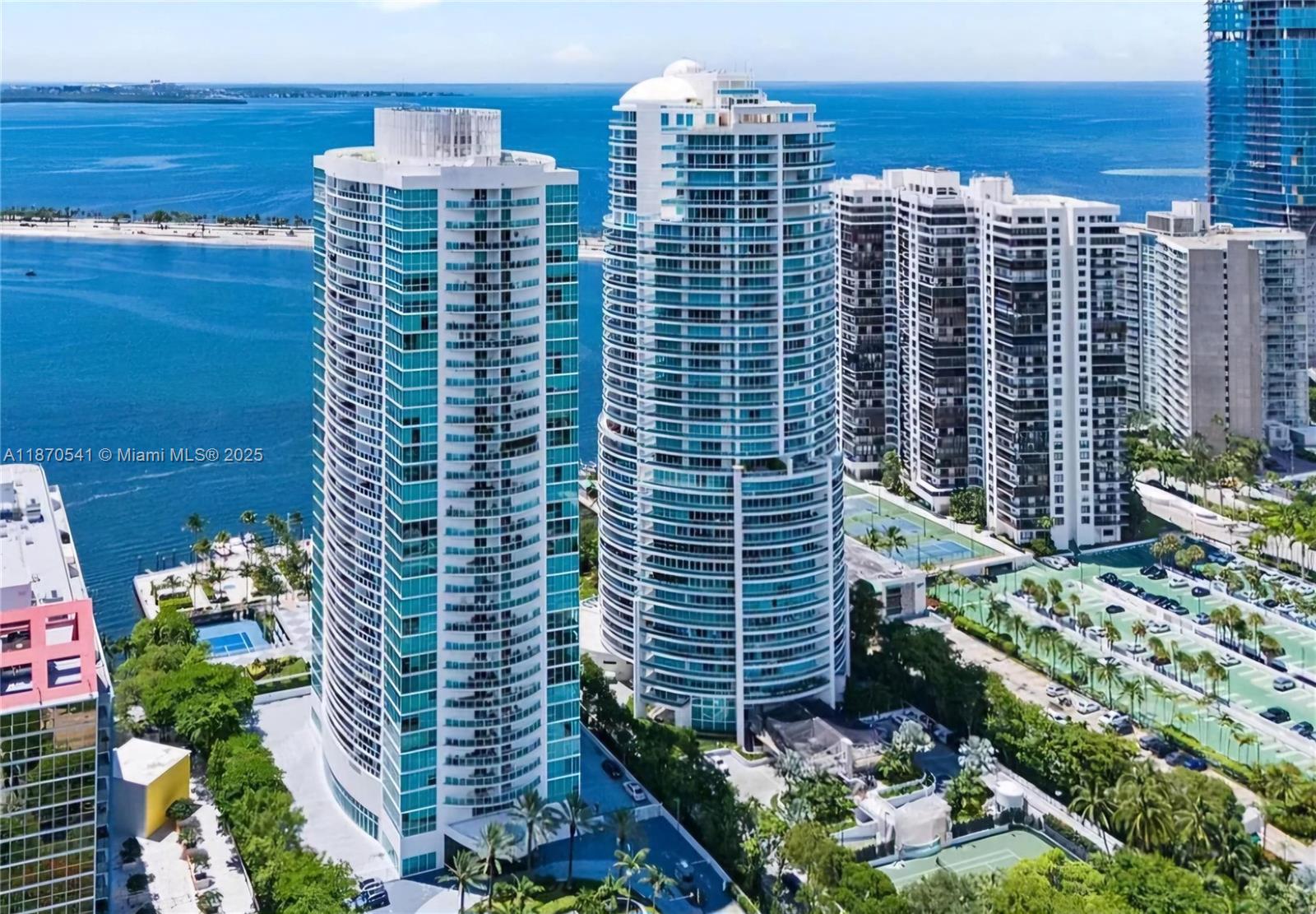 SKYLINE ON BRICKELL CONDO - Residential