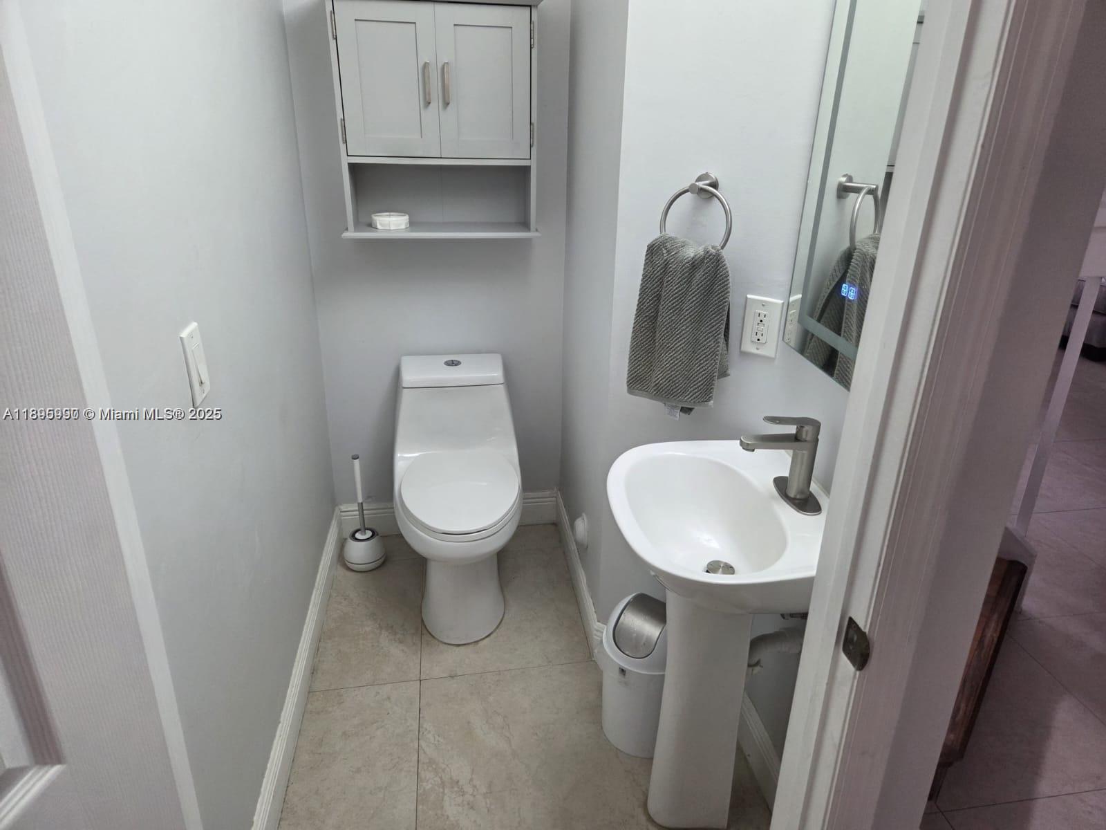 FOREST LAKES GARDENS SEC - Residential Lease