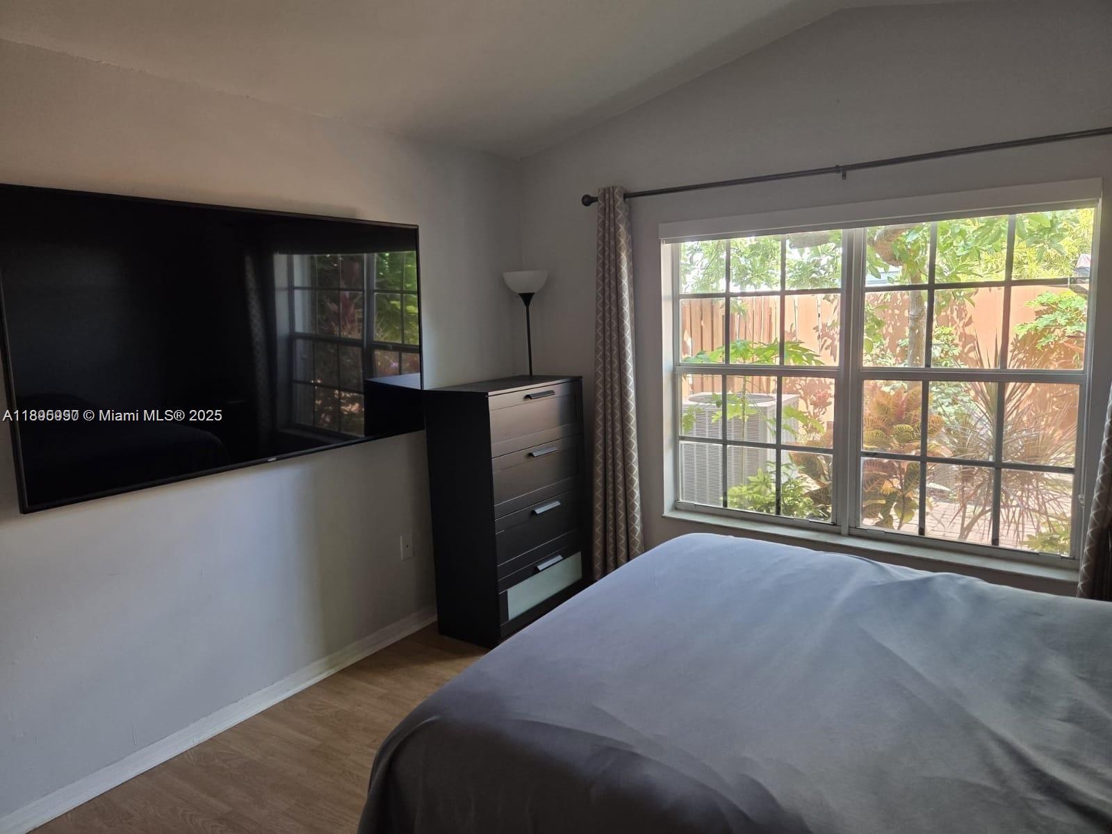 FOREST LAKES GARDENS SEC - Residential Lease