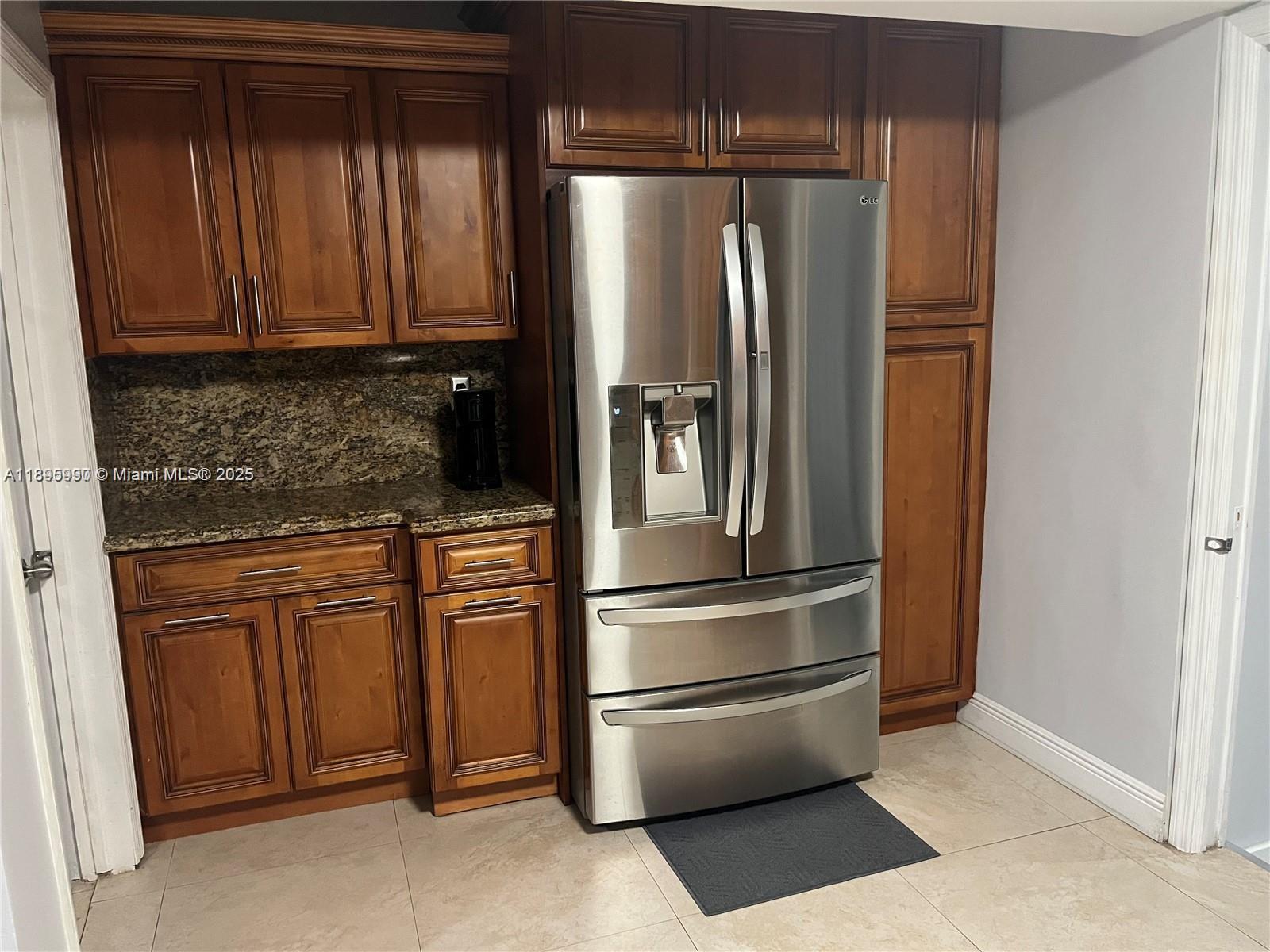 FOREST LAKES GARDENS SEC - Residential Lease