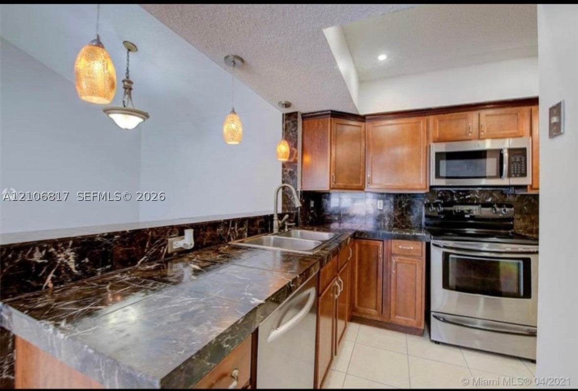 18850 NW 57th Ave 306