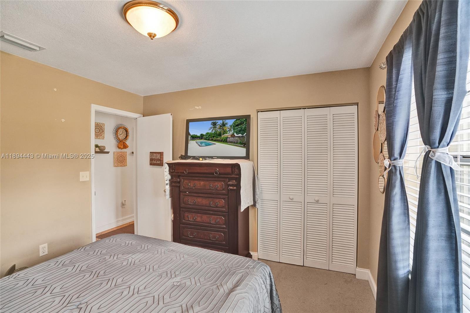 REDLANDS EDGE - Residential