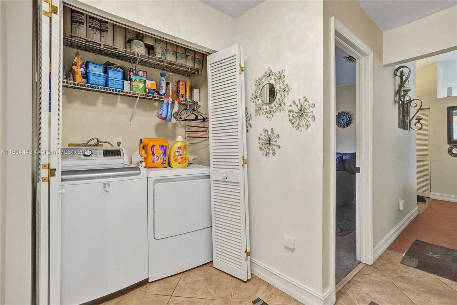 REDLANDS EDGE - Residential