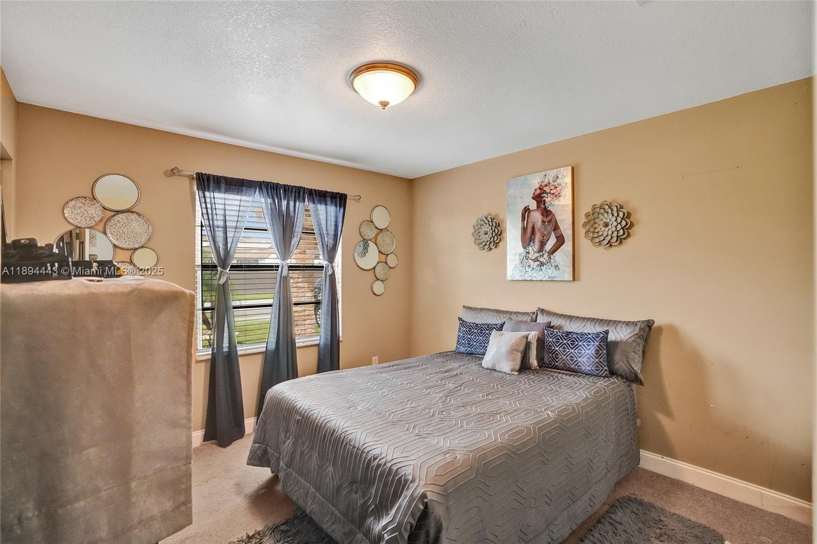 REDLANDS EDGE - Residential