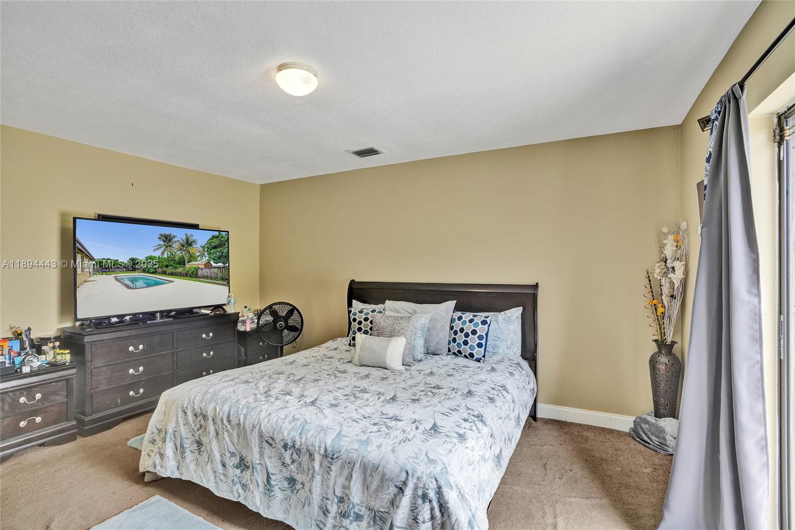 REDLANDS EDGE - Residential