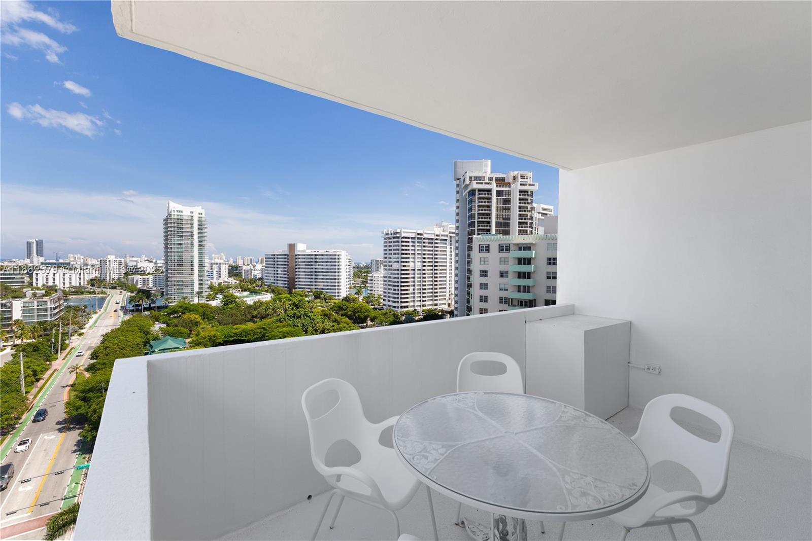 BELLE ISLE - Residential