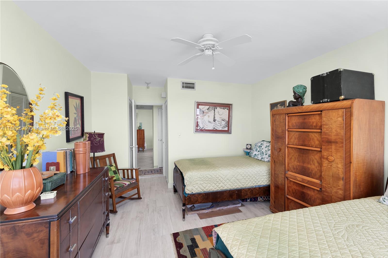 BELLE ISLE - Residential