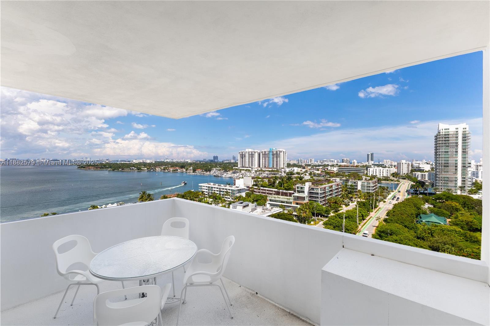 BELLE ISLE - Residential