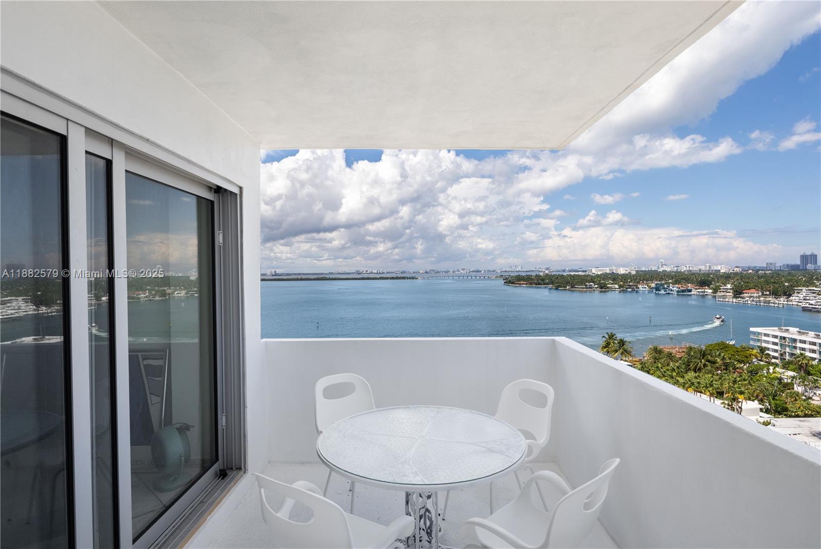 BELLE ISLE - Residential