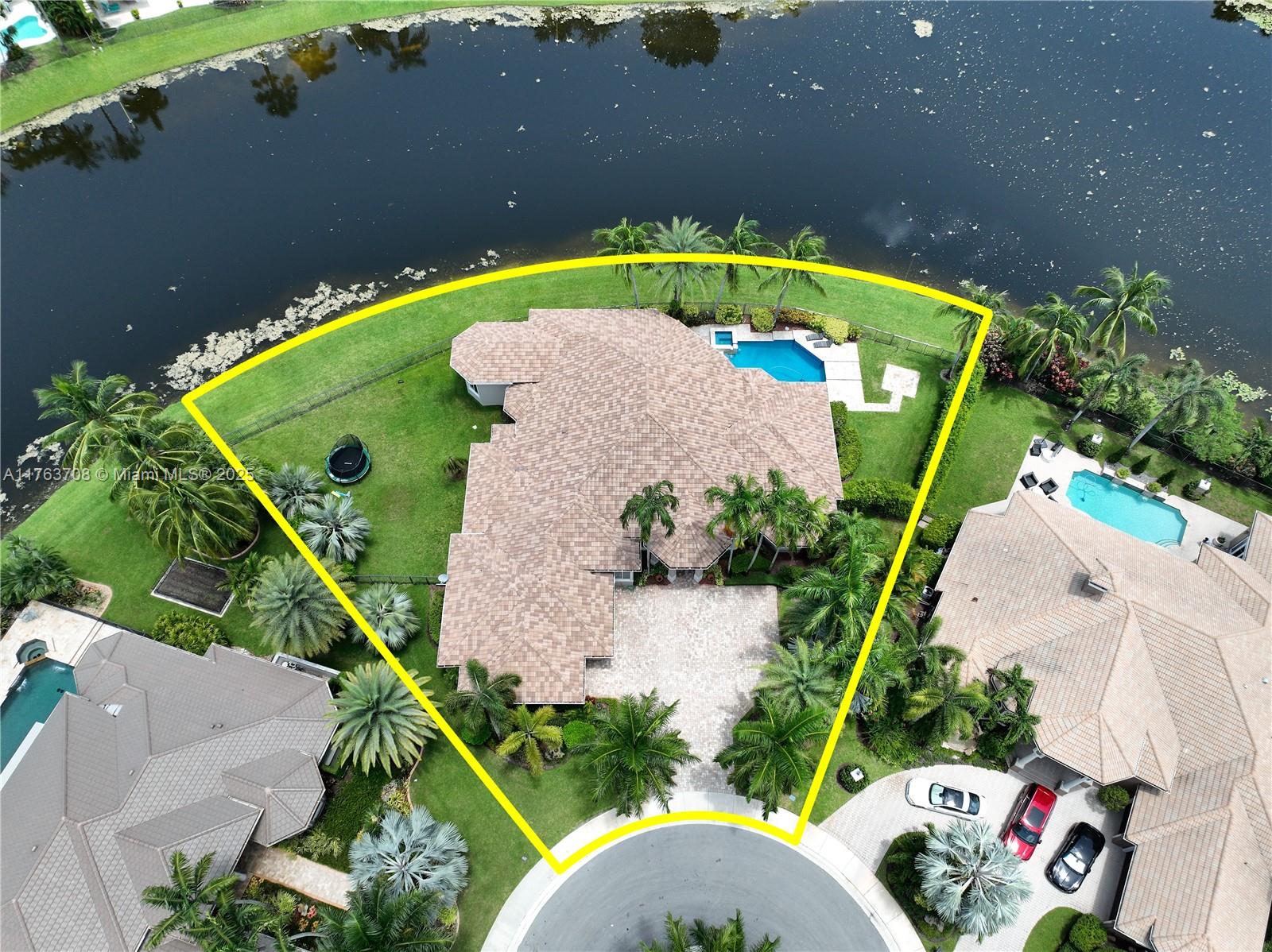 SECTOR 7 - - Residential Lease
