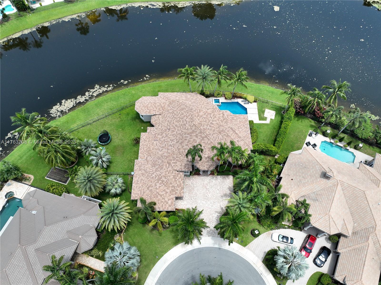 SECTOR 7 - - Residential Lease