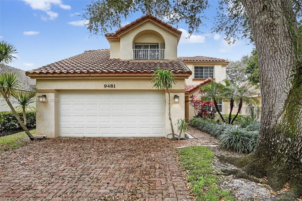 Photo of 9481 Oak Grove Cir, Davie, FL 33328 (MLS # A11996415)