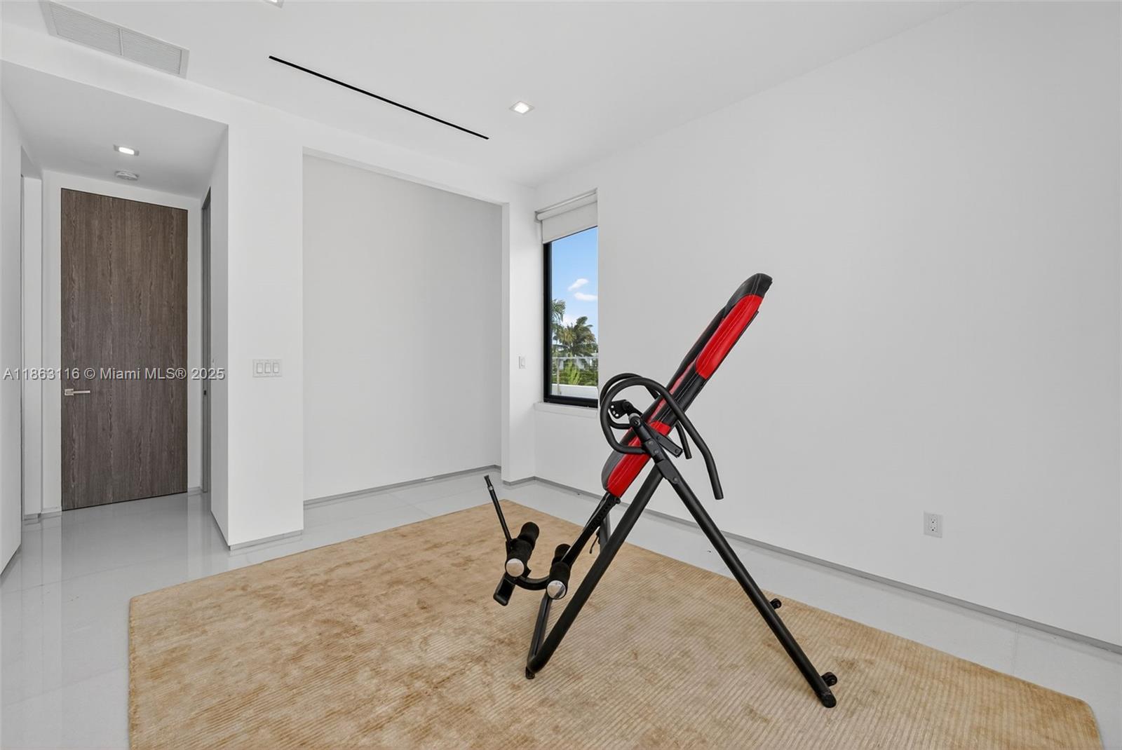 Las Olas Isles - Residential