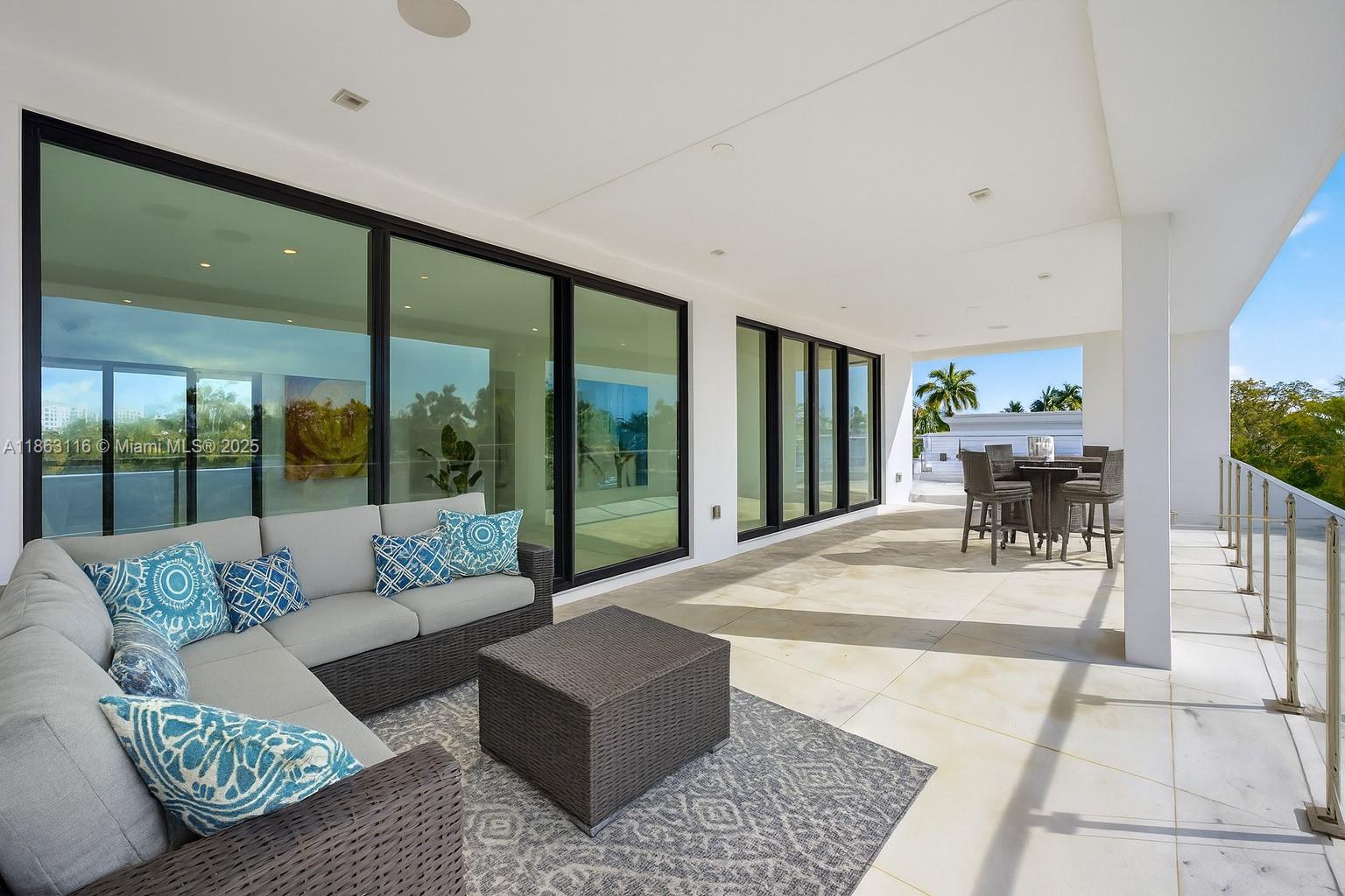 Las Olas Isles - Residential