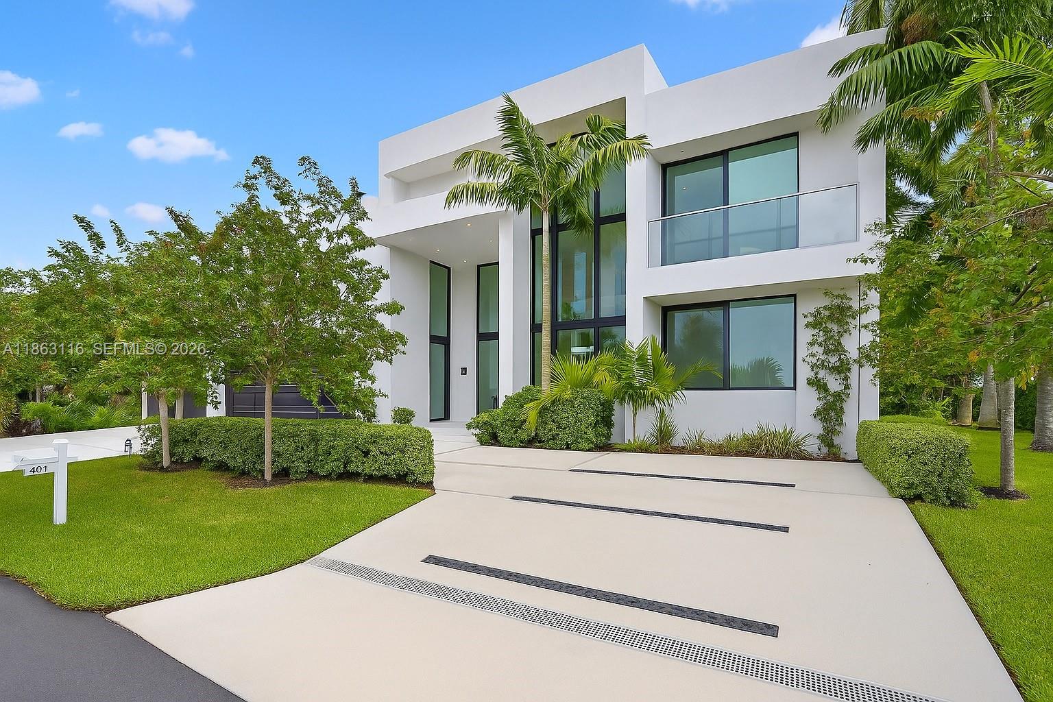 Las Olas Isles - Residential