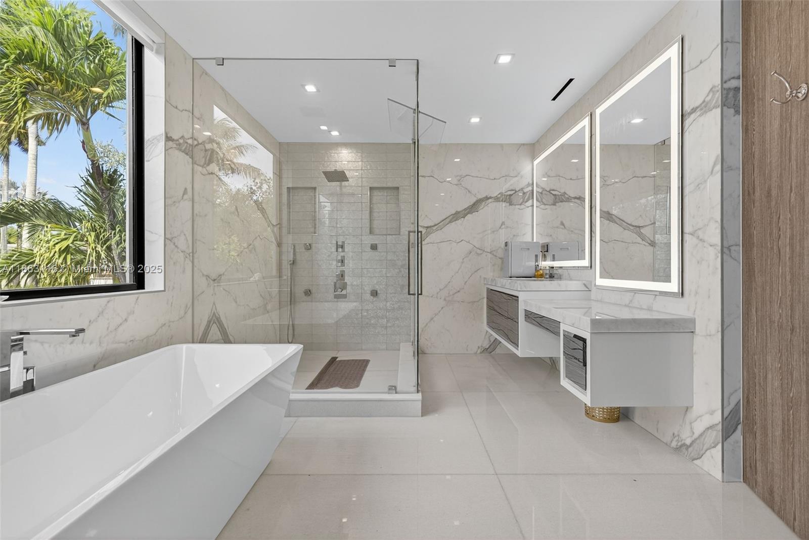 Las Olas Isles - Residential