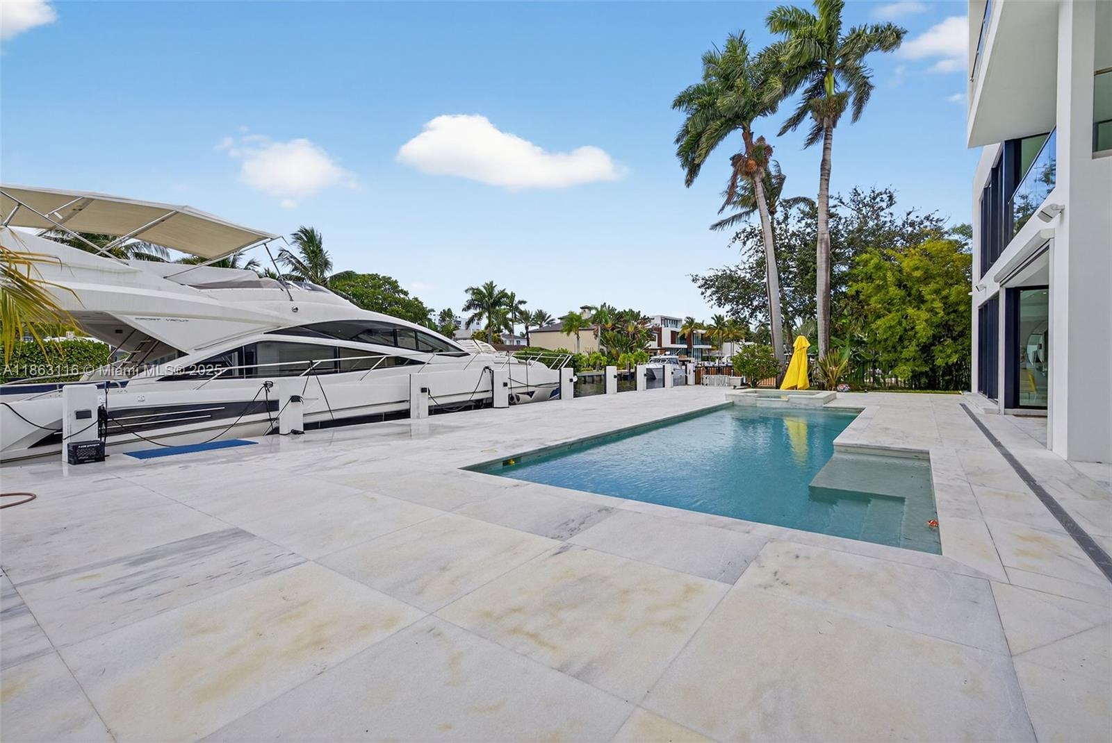 Las Olas Isles - Residential
