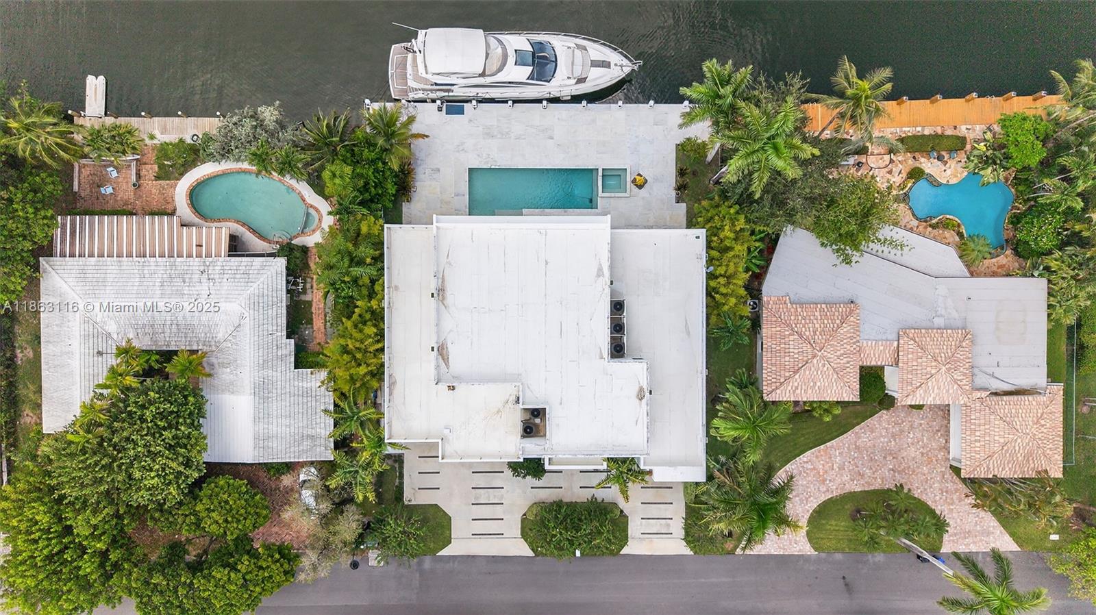 Las Olas Isles - Residential