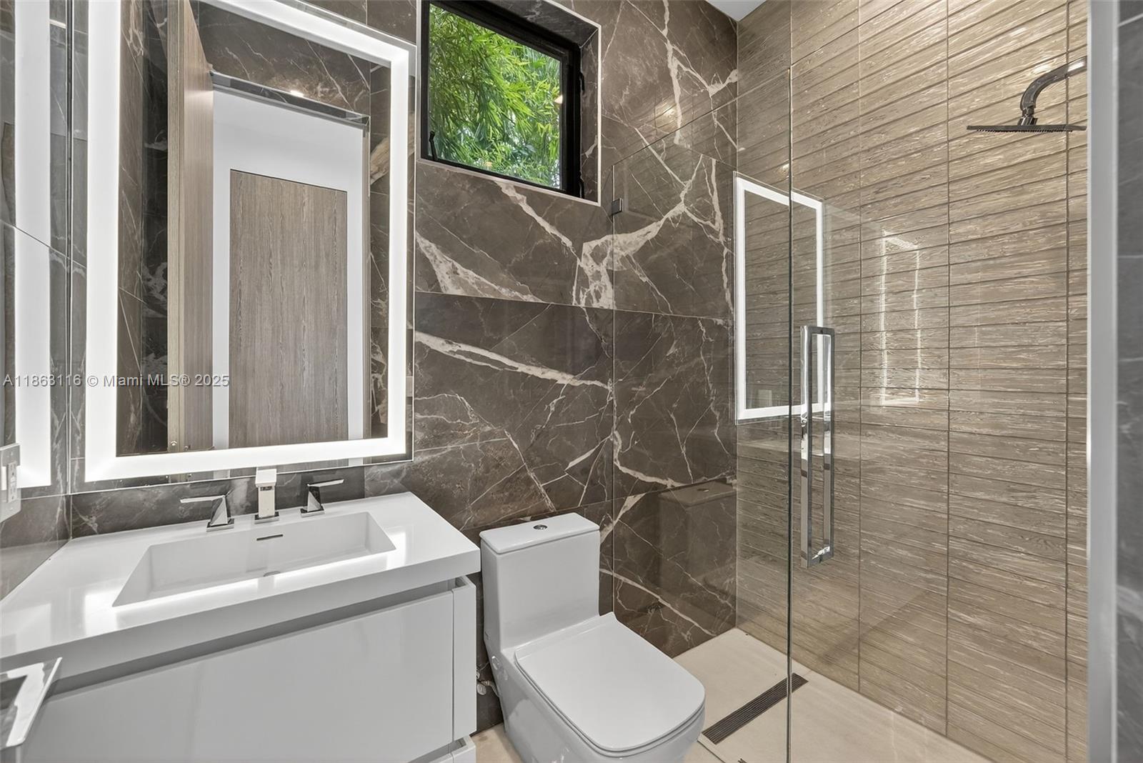 Las Olas Isles - Residential