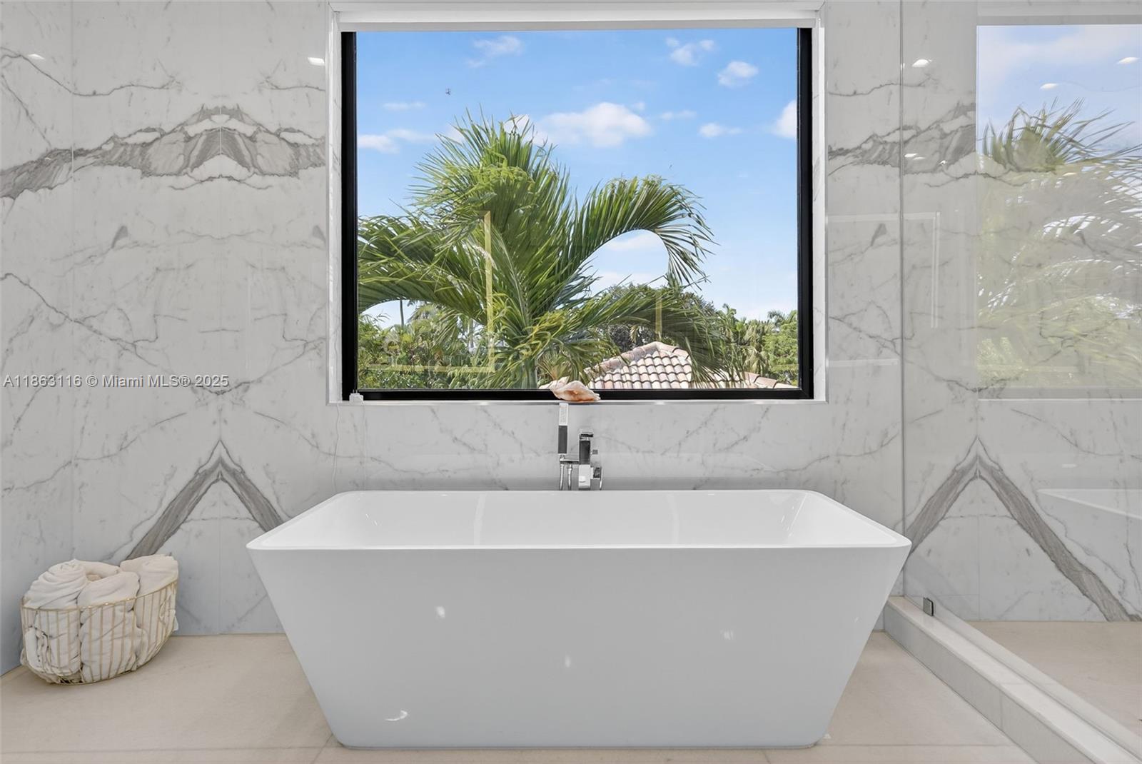 Las Olas Isles - Residential