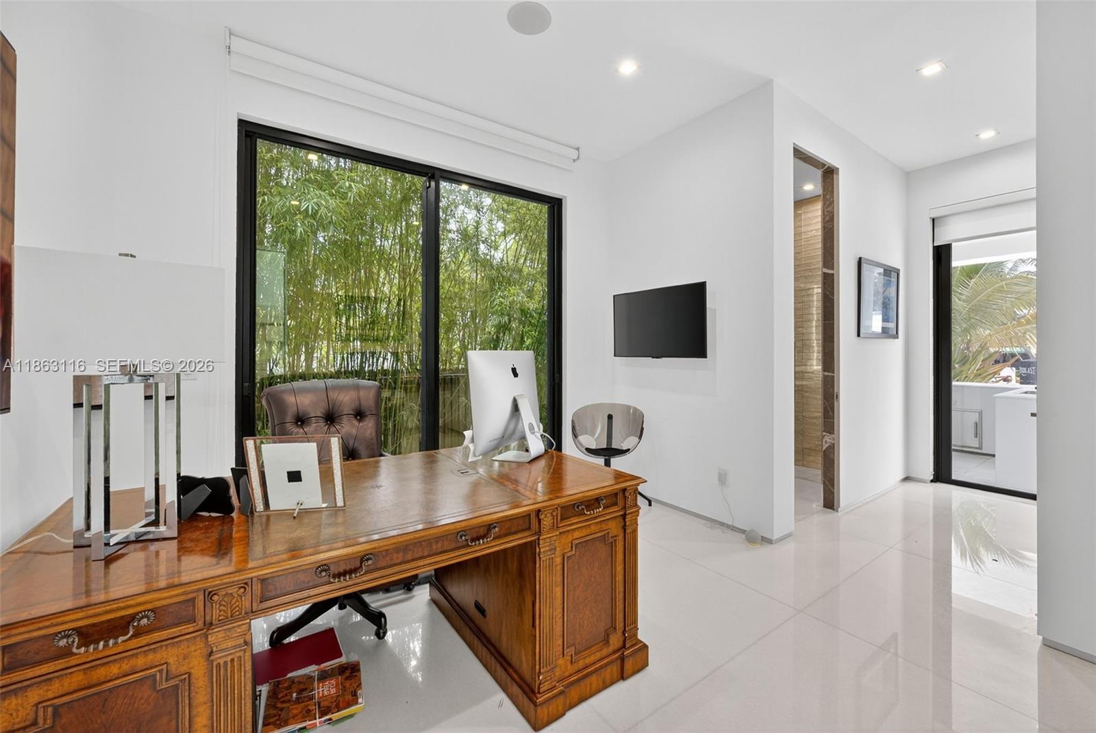 Las Olas Isles - Residential