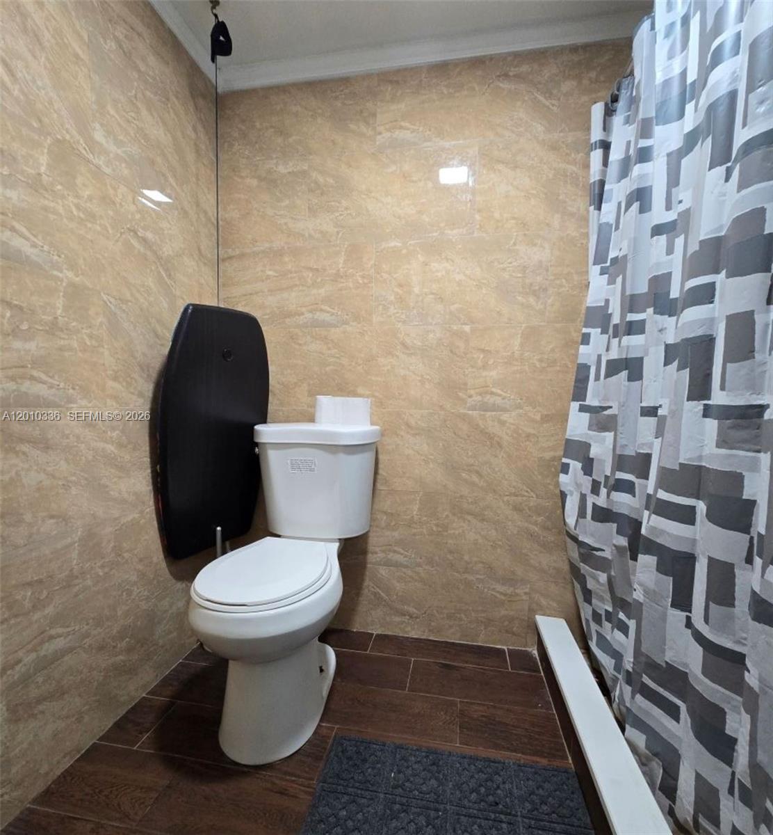 NARANJA LAKES CONDO NO 5 - Residential