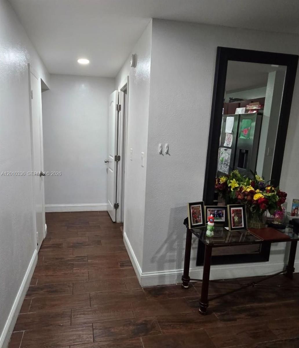 NARANJA LAKES CONDO NO 5 - Residential
