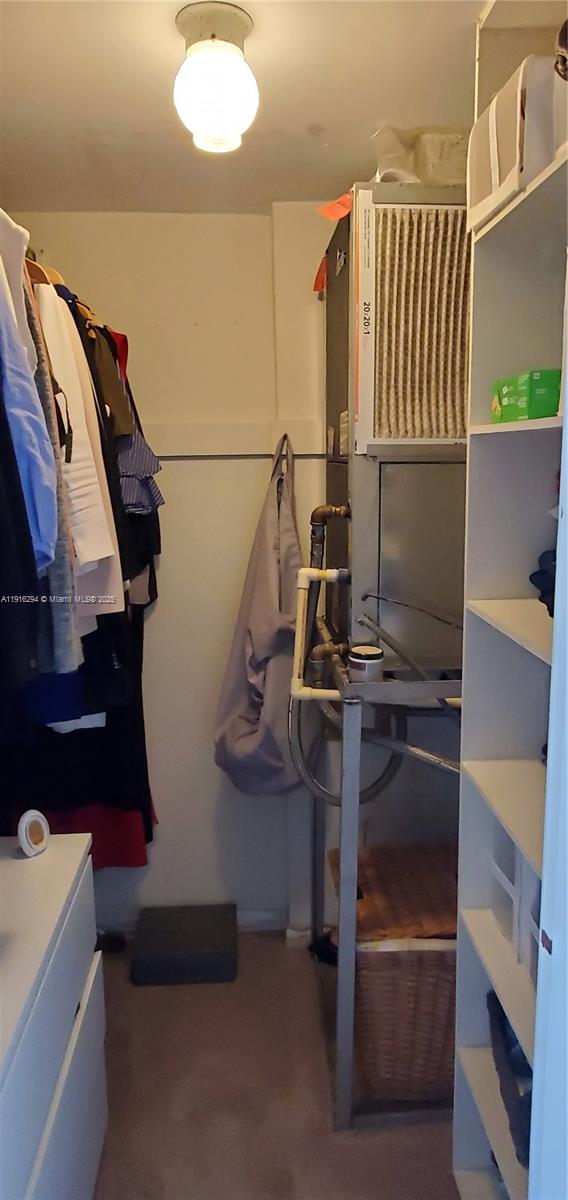 HOME TOWER CONDO - Residential