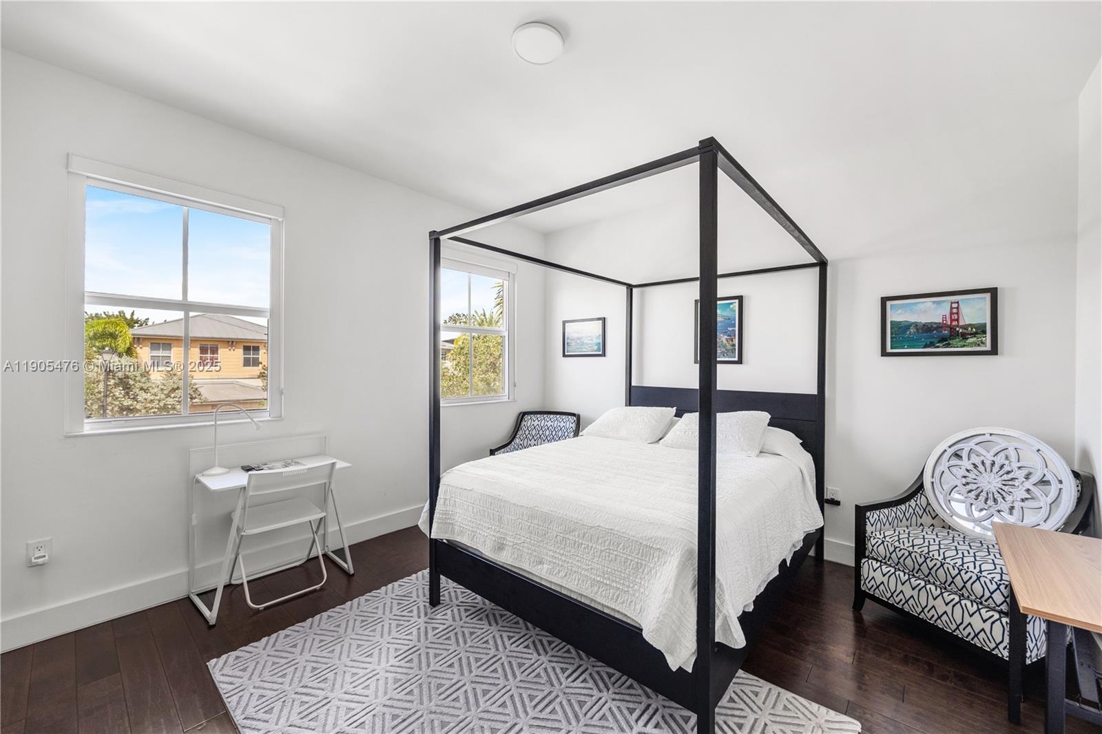 VINTAGE ESTATES - Residential