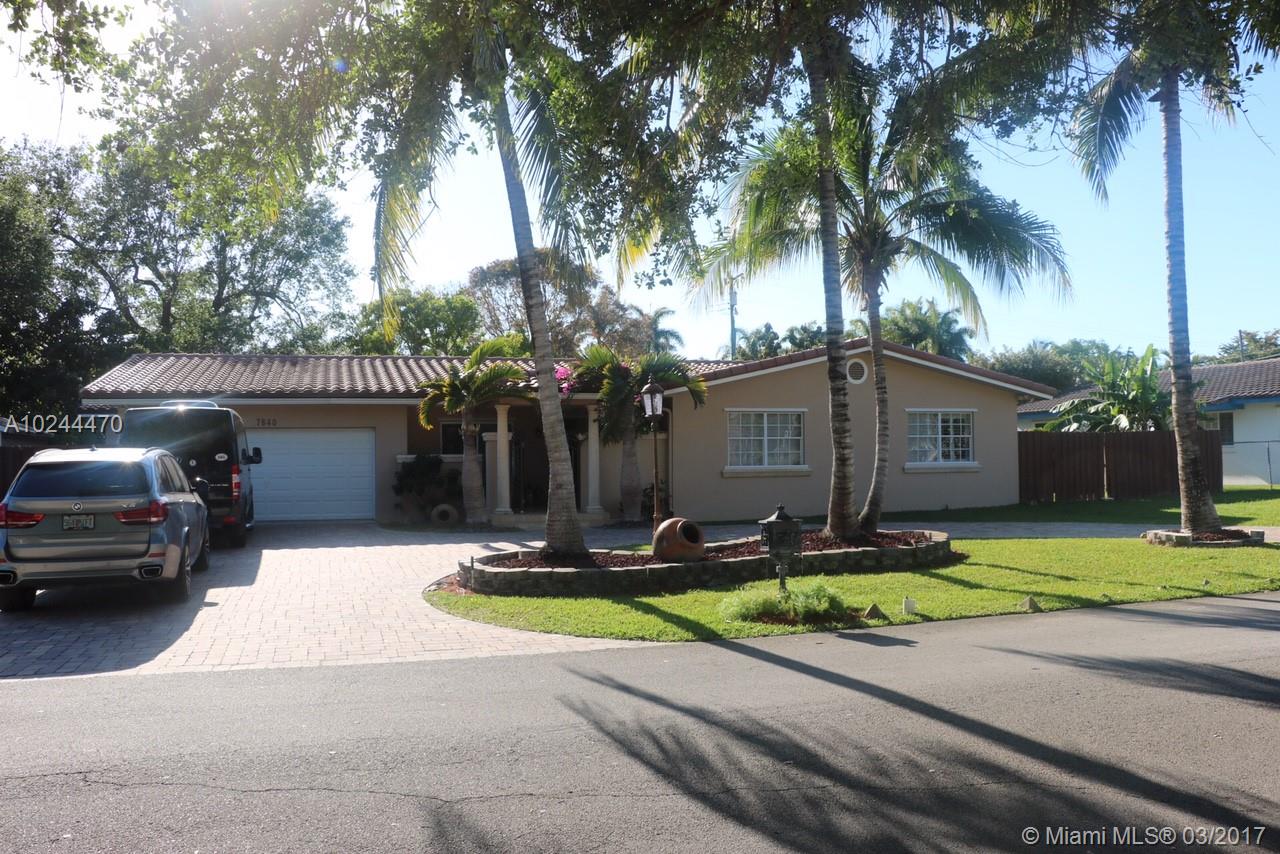 Rarely available! Centrally located home in highly sought Dadeland area neighborhood. Bring your pickiest buyers to see this 5 bedroom, 3 bathroom updated home with separate service quarters. Encompassing 17,400 sq ft, this home features new roof (2015), large covered patio overlooking pool, paved driveway and gas powered generator. Great for entertaining, don't miss this opportunity, seller motivated! Bring offers!

Less than 4 miles from Baptist Hospital Main. Close access to Palmetto Expressway and US1 & 878. Top rated school district (Ludlam Elementary, South Miami Middle, South Miami High). Walking distance to Dadeland Mall, Dadeland station and Metro rail.