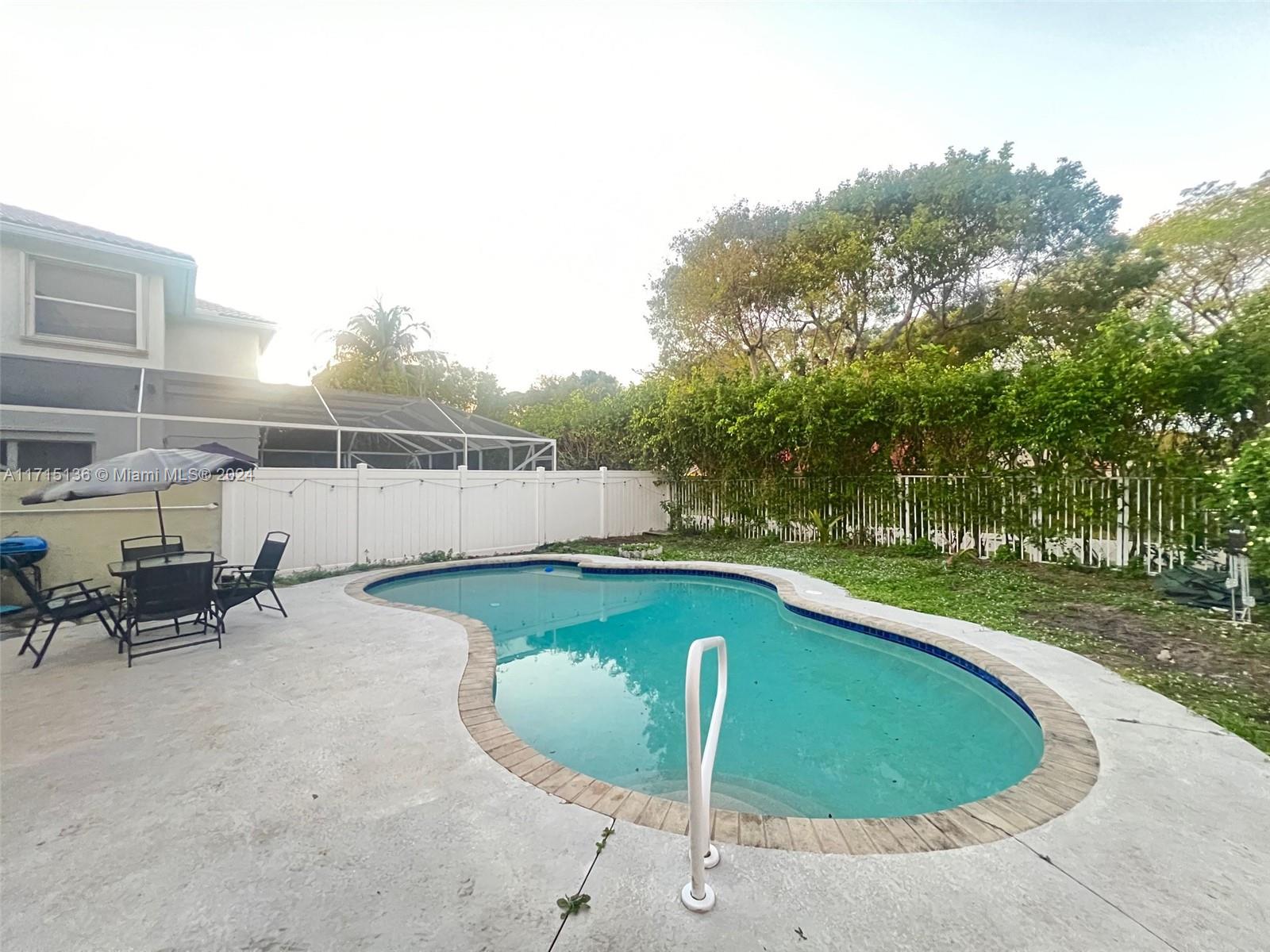 PRINCETON PLACE AT GABLES - Residential