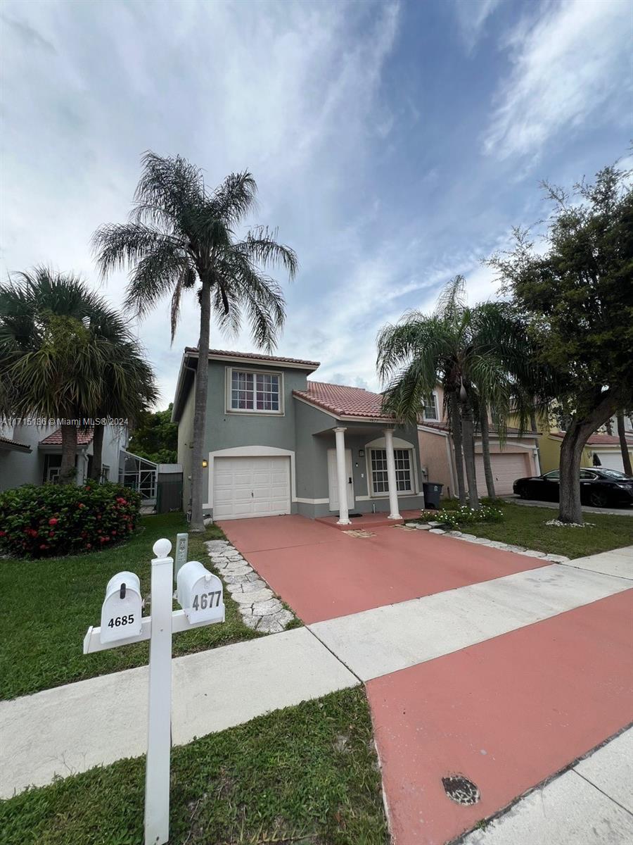 PRINCETON PLACE AT GABLES - Residential