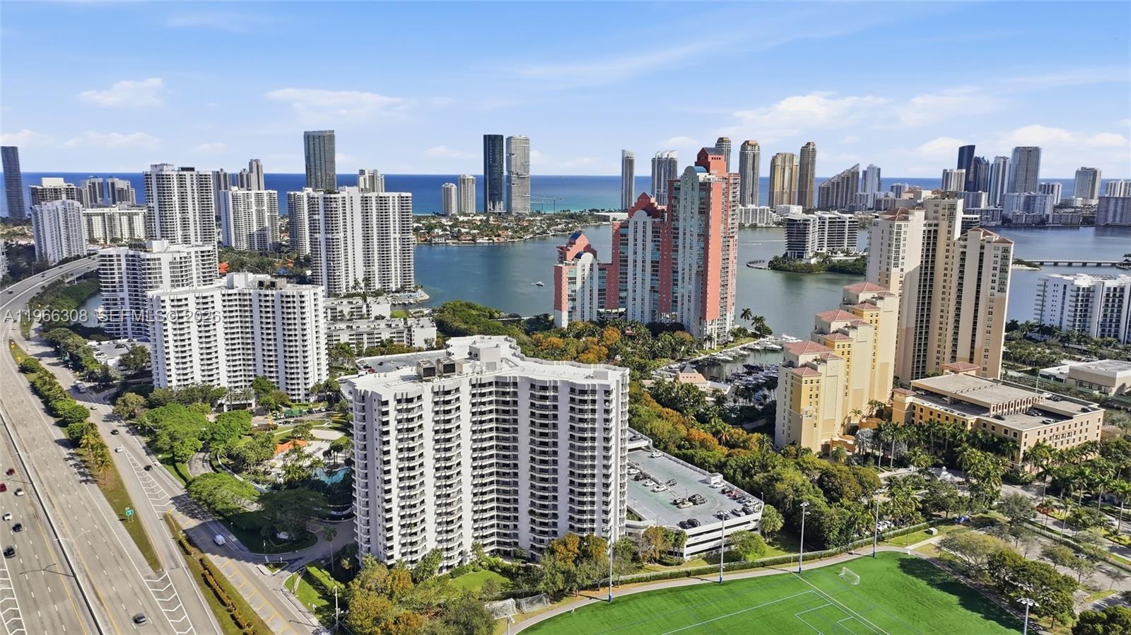 PARC CENTRAL AVENTURA SOU - Residential
