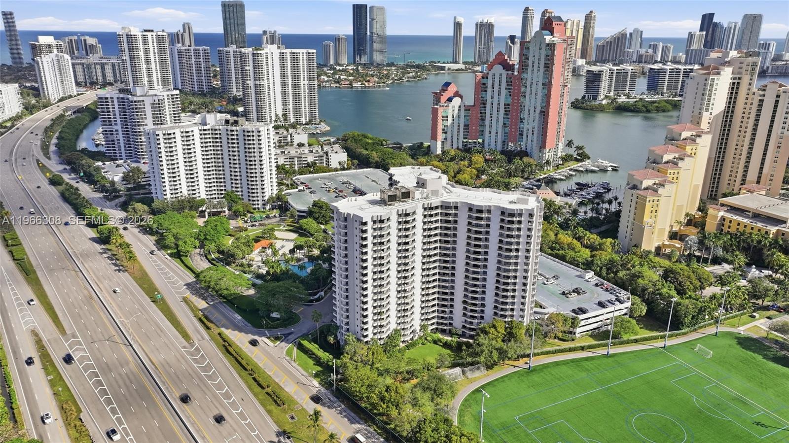 PARC CENTRAL AVENTURA SOU - Residential