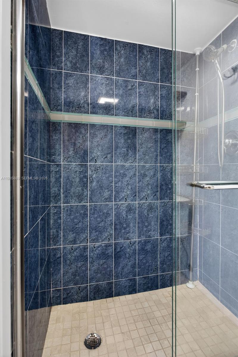 NOBEL POINT CONDO - Residential